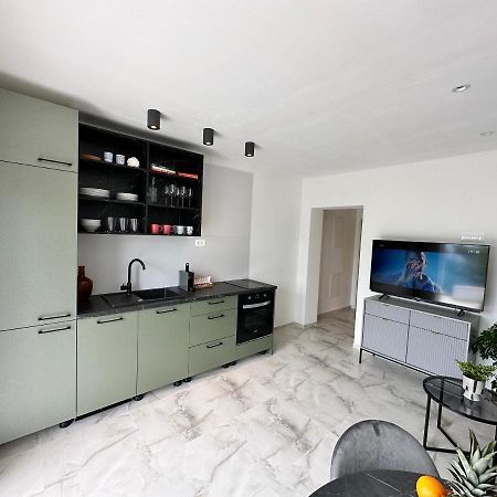 Olive View Apartment Brela Exterior photo