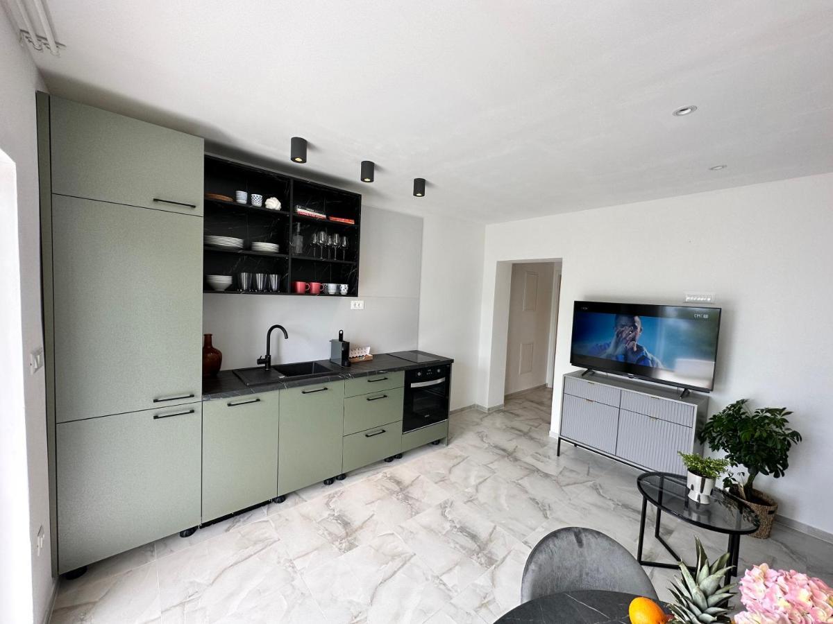 Olive View Apartment Brela Exterior photo